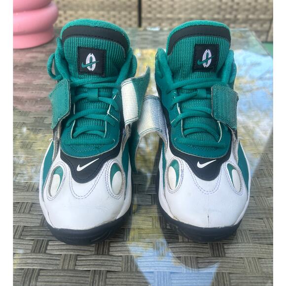 Nike Air Max Turf - White & Teal Retro 90s Kids Sneakers - Picture 9 of 9